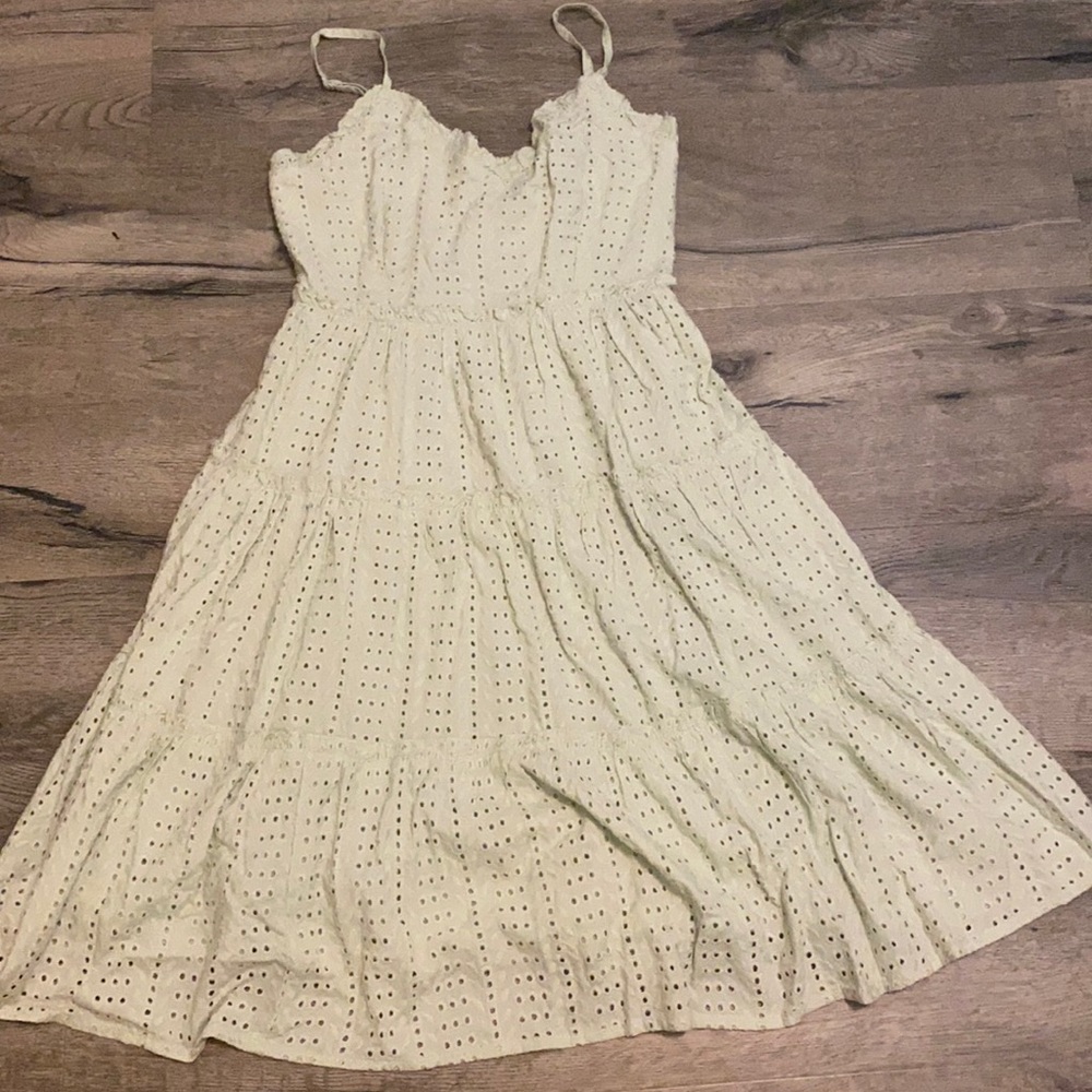 Cute mint mini dress with embroidery